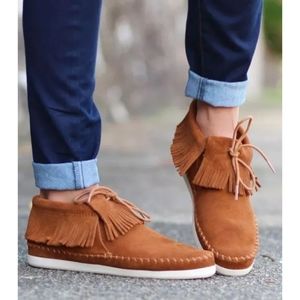 MINNETONKA Venice BROWN Bootie 452T FRINGE- size 8